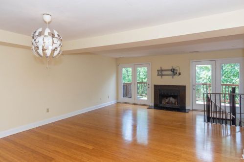 947 Auburnview Dr, Cincinnati, OH 45206-2582