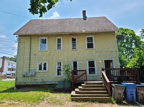 49 Flower St, Manchester, CT 06040-4238
