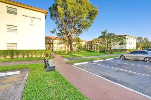 151 135th Ter, Hollywood FL  33027-1612 exterior