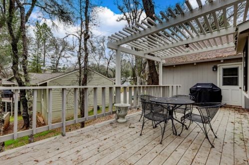 19007 Chickadee Ct, Lake Wildwood CA  95946-9644 exterior