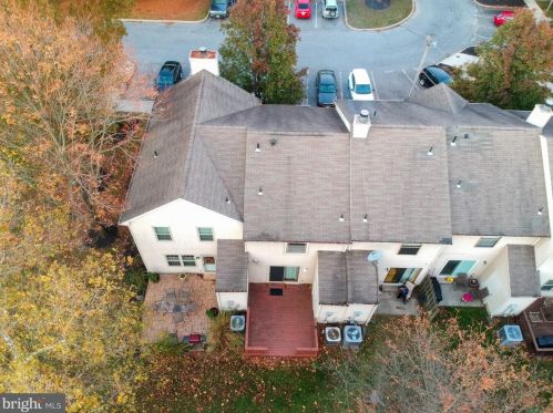 502 Essex Ct, West Deptford NJ  08051-2027 exterior