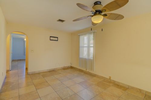 4317 Pine St, West Palm Beach FL  33407-6516 exterior