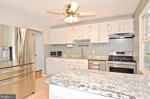 7 Pigeon Pl, Berkeley Township NJ  08721-1915 exterior