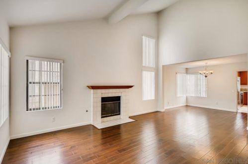 10803 Wallingford Rd, San Diego, CA 92126-2560