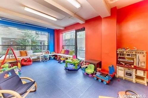 230 Riverside Dr, New York NY  10025-6172 exterior