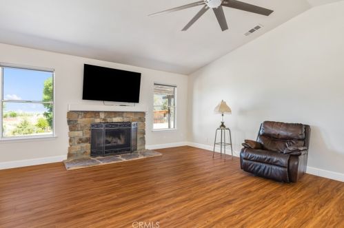 8255 Settlers Pl, Lake Nacimiento CA  93446-8364 exterior