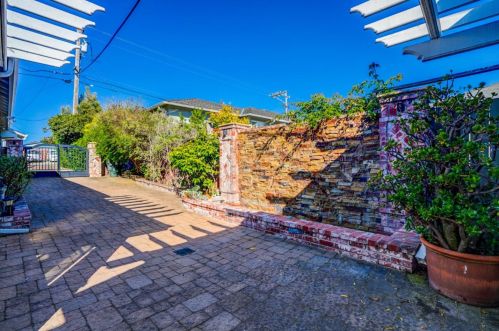 101 De Soto Way, San Bruno CA  94066-4719 exterior