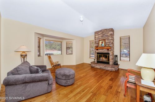 2340 Maxwell Ln, Sedona, AZ 86336-5319