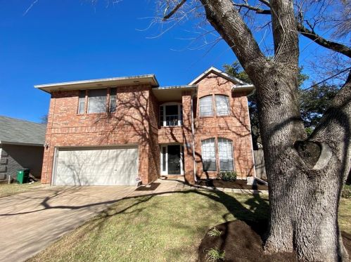 4402 Everest Ln, Austin TX  78727-5872 exterior