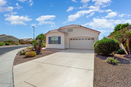 18069 Sammy Way, Sun City, AZ 85374-8932