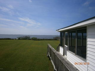 135 Salty Shores Point Rd, Newport, NC 28570-5165