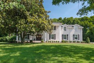 5212 Williamsburg Rd, Brentwood, TN 37027-5156