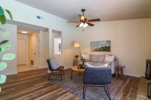 6324 Twin Wood Way, Citrus Heights CA  95621-3526 exterior