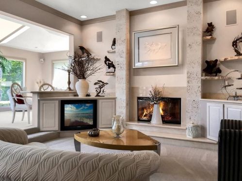 1441 Riviera Dr, Kissimmee FL 34744-6647 exterior