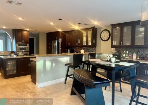 2551 Racquet Club Dr, Palm City FL  34990-2304 exterior