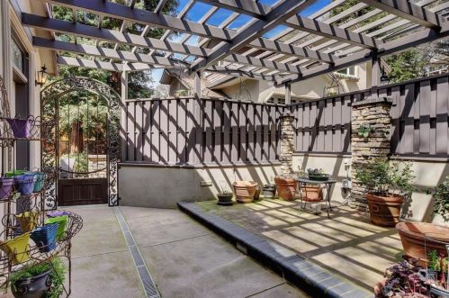 13572 Lake Wildwood Dr, Lake Wildwood CA  95946-9500 exterior