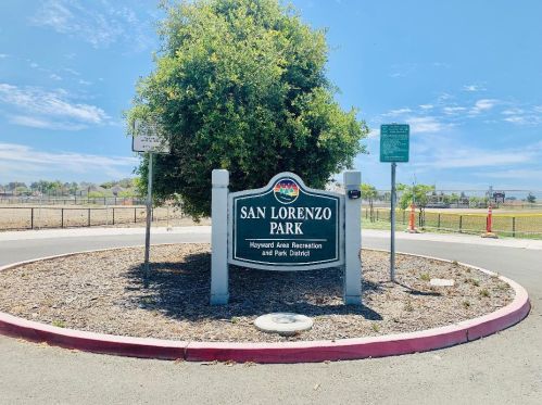 2062 Bandoni Ave, San Lorenzo CA  94580-2111 exterior