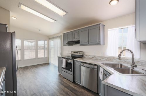 34236 Loma Ave, Stanfield, AZ 85172-9643