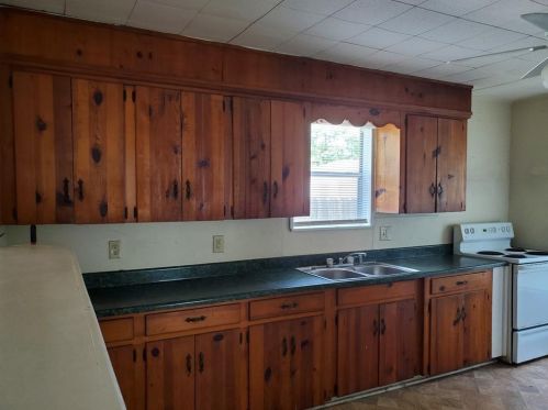 2426 29th Ave, Texas City, TX 77590-3929