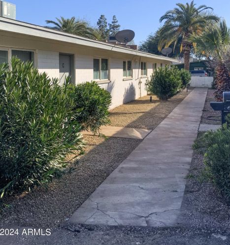 5930 Keim Dr, Glendale, AZ 85301-5138