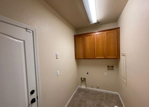 416 San Fernando Ct, Los Banos CA  93635-6451 exterior