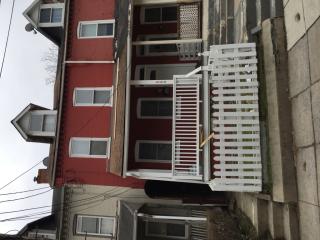 564 Pershing Ave, Lancaster PA  17602-4370 exterior