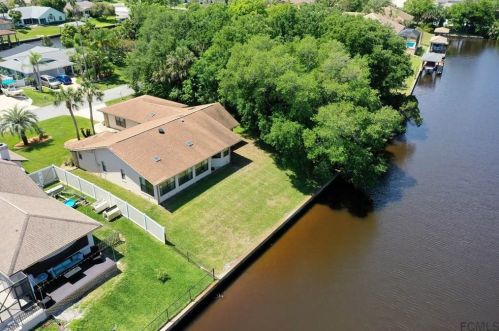 11 Fletcher Ct, Palm Coast, FL 32137-8308