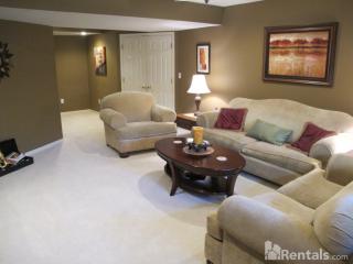 14618 Grandview St, Overland Park KS  66221-2217 exterior