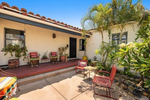 4526 Talmadge Dr, San Diego, CA 92116-4831