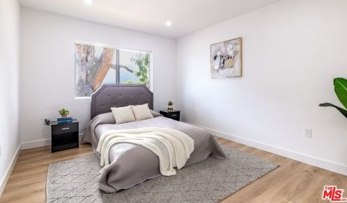 3003 Alabama St, Glendale CA  91214-2702 exterior