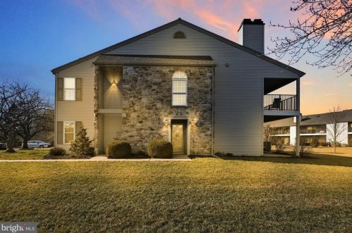234 Greenview Dr, Lancaster, PA 17601-1007