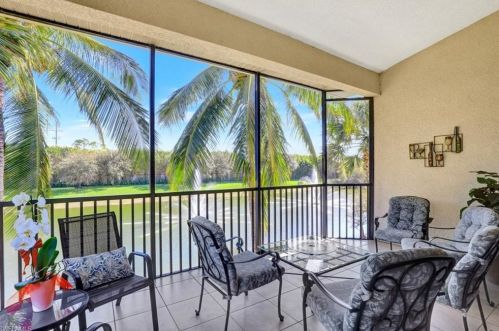 7838 Hawthorne Dr, Naples, FL 34113-3154