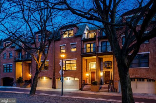 2508 Delancey Pl, Philadelphia, PA 19103-6457