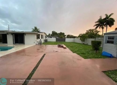 6451 3rd St, Hollywood FL  33023-1217 exterior