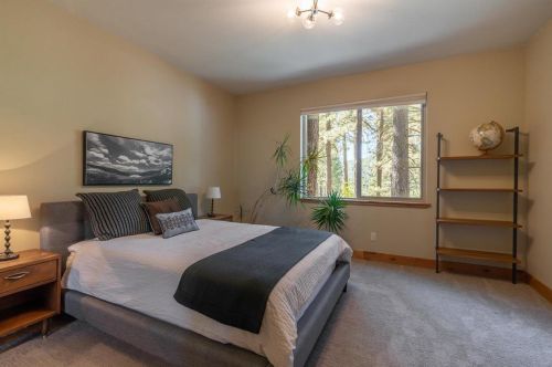 11639 Rocky Ln, Truckee CA  96161-4933 exterior