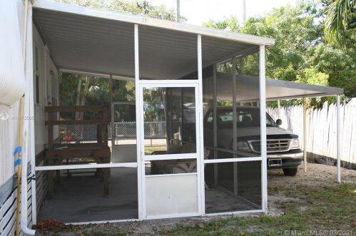 234 Loeb Ave, Key Largo, FL 33037-4826