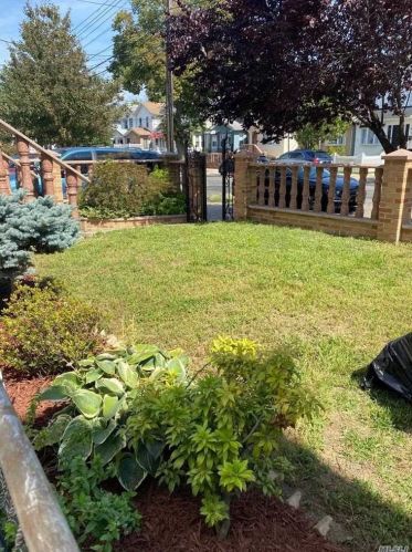 91-26 121st St, Jamaica, NY 11418-3208
