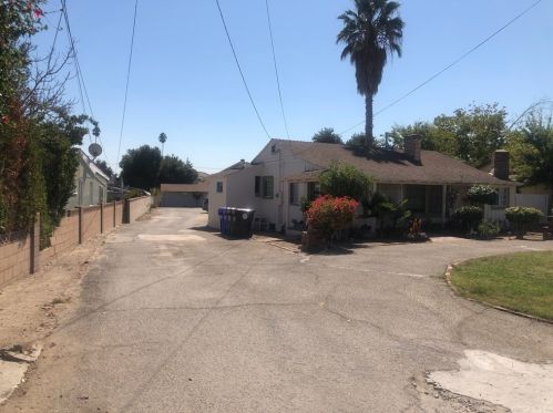 8852 Greenwood Ave, San Gabriel, CA 91775-1270