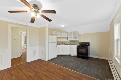 204 Main St, North Sterling CT  06377-1810 exterior