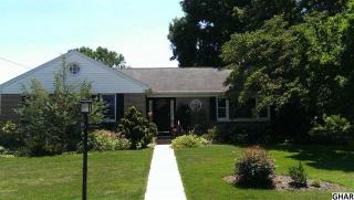 208 Hillcrest Dr, Carlisle, PA 17013-1129