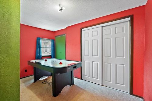 3322 Spring Garden Rd, Pittsburgh PA  15212-1254 exterior