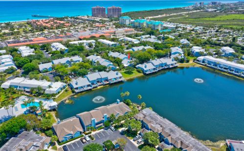 614 Ocean Dunes Cir, Jupiter FL  33477-9113 exterior
