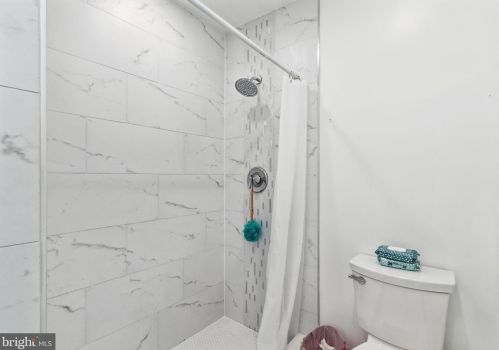 14688 Pinon Ct, Woodbridge VA  22191-3130 exterior