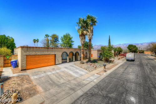865 Citadel Ave, Tucson, AZ 85748-2728