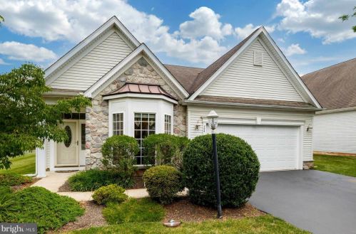 754 Twining Way, Collegeville PA  19426-4154 exterior