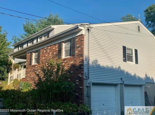 233 Dunhams Corner Rd, East Brunswick, NJ 08816-3415