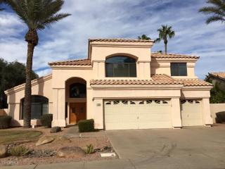 1826 Cascade Dr, Gilbert, AZ 85234-2709