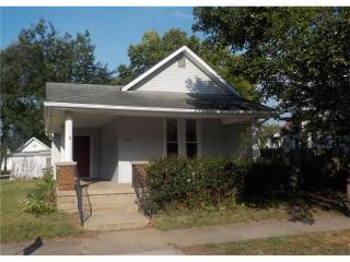 1440 Sycamore St, Columbus, IN 47201-4132