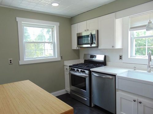 1811 Mount Royal Blvd, Glenshaw PA  15116-1007 exterior