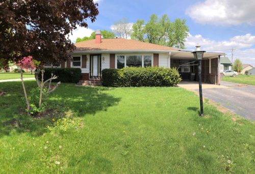 215 C Ave, Georgetown, IA 52531-1614